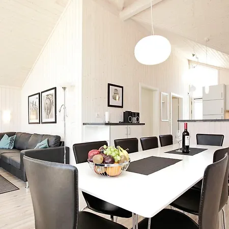 בית נופש Retreat Near Coastal Walks *